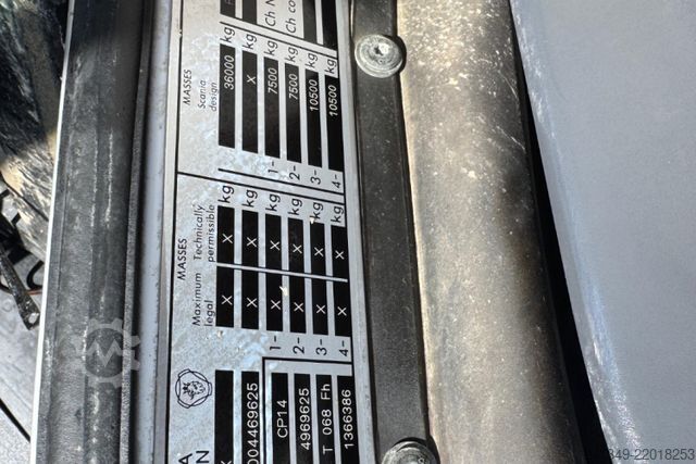 Spesialkjøretøy SCANIA P380 8x4 Silo 12m3