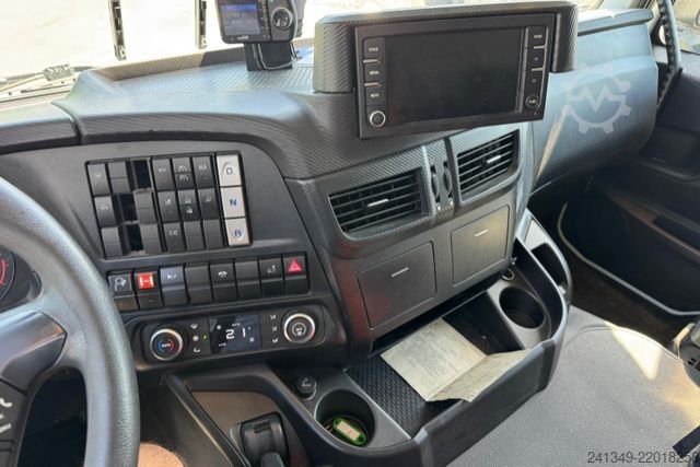 Štandardný ťahač IVECO Stralis 460 4x2 Kompressor GHH