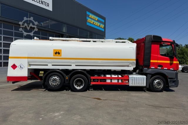 Цистерна камион MERCEDES-BENZ Actros 2551 6x2 Tank 21'600L