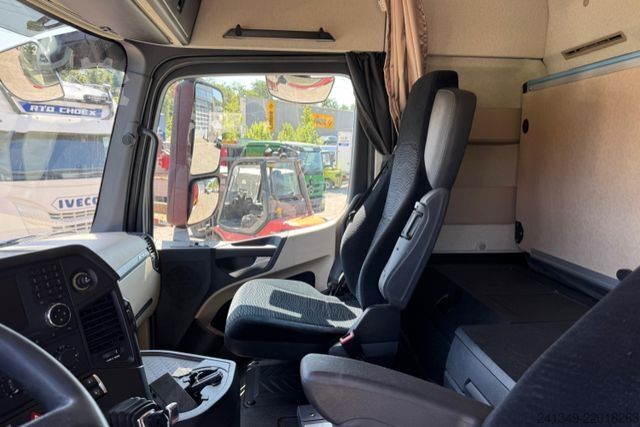 Цистерна камион MERCEDES-BENZ Actros 2551 6x2 Tank 21'600L