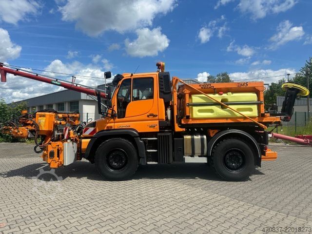 专用卡车 UNIMOG U 423 / Mähausstattung Dücker / Salzstreuer