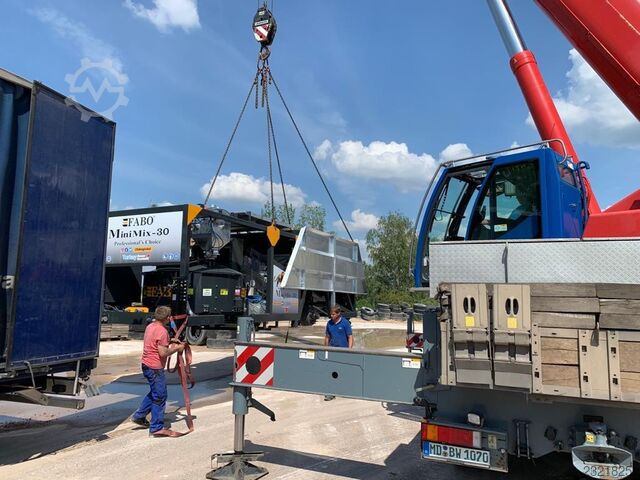 Impianti i lëvizshëm i grumbullimit të betonit FABO Mobile Concrete Batching Plant 30 m3/h Mobile Concrete Batching Plant