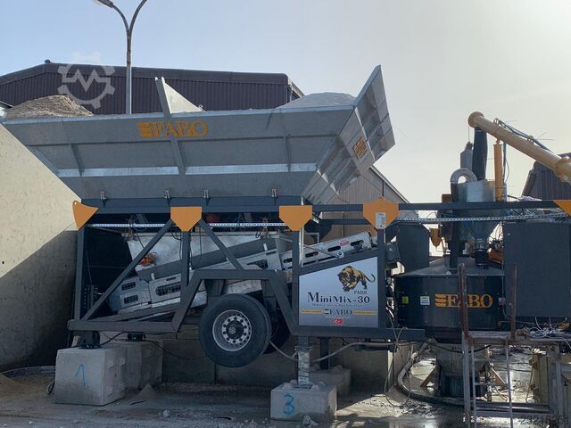Impianti i lëvizshëm i grumbullimit të betonit FABO Mobile Concrete Batching Plant 30 m3/h Mobile Concrete Batching Plant