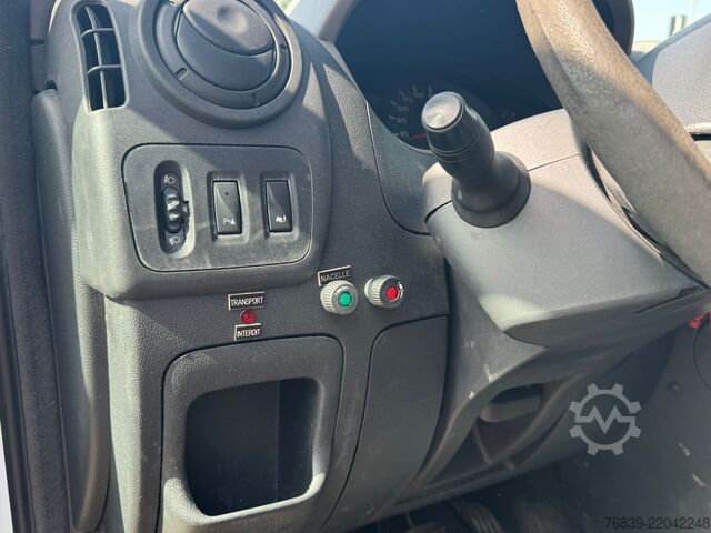 Plate-forme de levage Renault Master K 38 220 KG 2 persoonslift