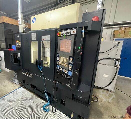 Vertikalt bearbeidingssenter Makino V33