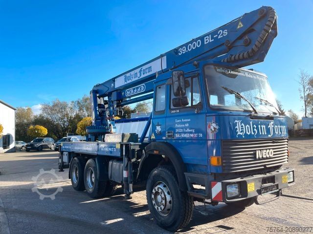 Macara montată pe camion IVECO 260-36 Magirus / Effer 39000 / Funkn/ 6x4