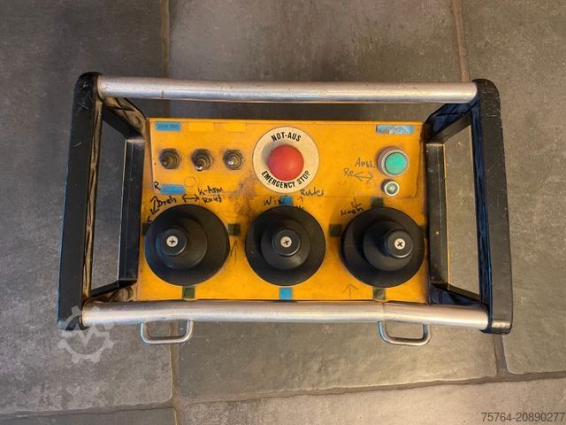 Macara montată pe camion IVECO 260-36 Magirus / Effer 39000 / Funkn/ 6x4