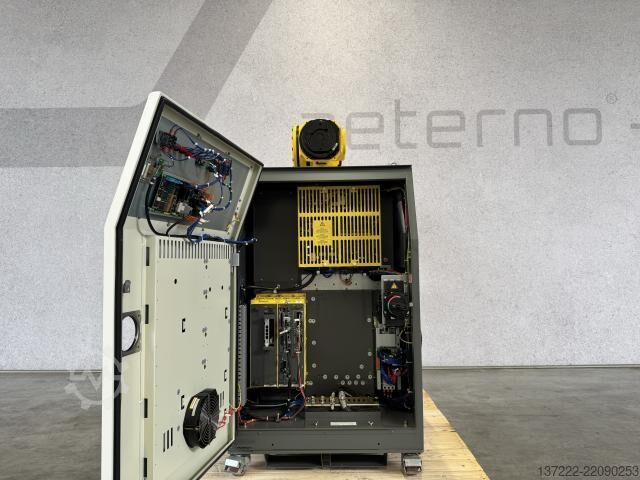 Renovirani robot sa garancijom od 1 godine FANUC R-2000iB/210F