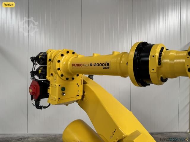 Renovirani robot sa garancijom od 1 godine FANUC R-2000iB/210F