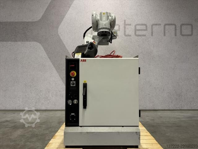 Refurbished Industrial Robot — 1 year warranty ABB IRB 6640-235/2.55