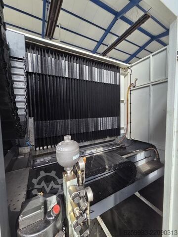 汎用加工センター AXA VHC 2 - 3000