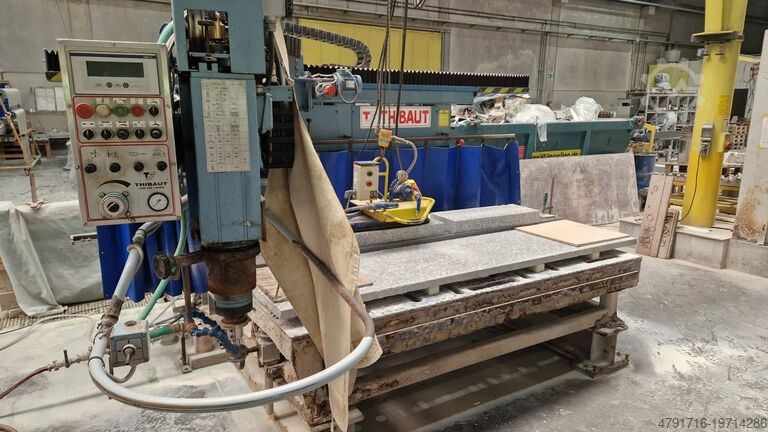Multifunkcionalni stroj Thibaut T108 L 2,5 m