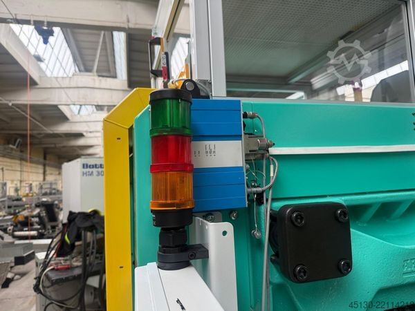 Spritzgießmaschine Arburg 520H 1500-800 e²