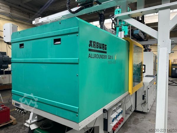 Máquina de moldagem por injeção Arburg 520S 1600-400/170 e²