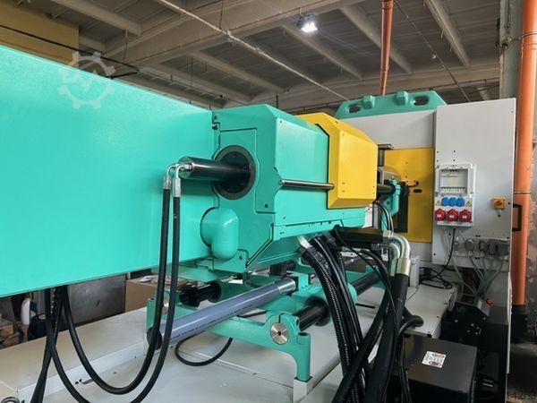Máy ép phun nhựa Arburg 3200-1300 e²