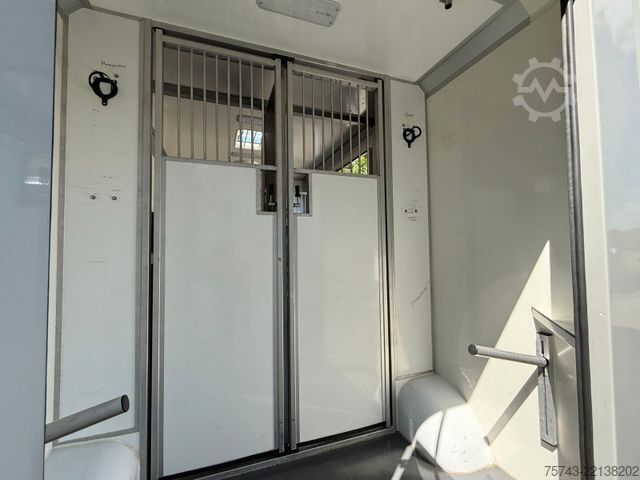 Boskapstransportör RENAULT Master STX 3 Sitzer  Haras / Hengste