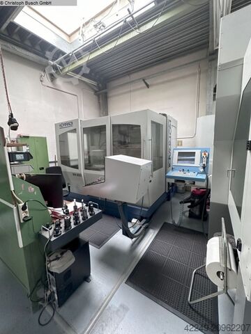 Centro de usinagem CNC KORRADI VH 800