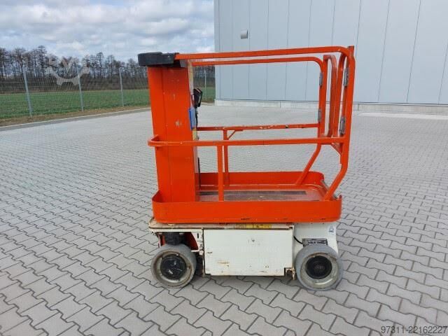 Kėlimo platforma JLG 1230ES