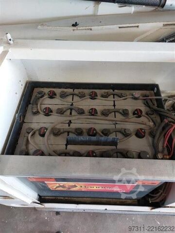 Thang máy cắt kéo PB S131-19 E