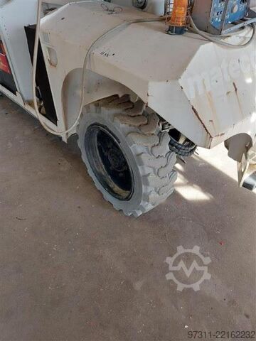 Thang máy cắt kéo PB S131-19 E