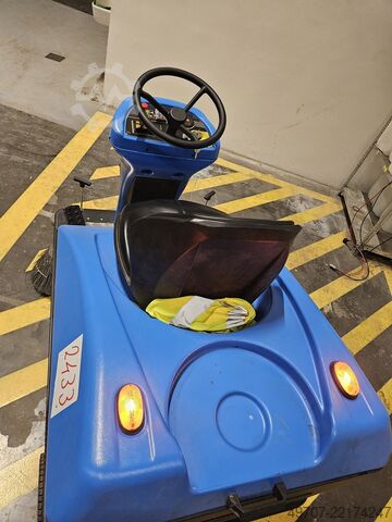 Weidner KS1 ajettava lakaisukone, 6500 m²/h Weidner Star 110  KS1-00110E electric sweeper 6500nm2/h