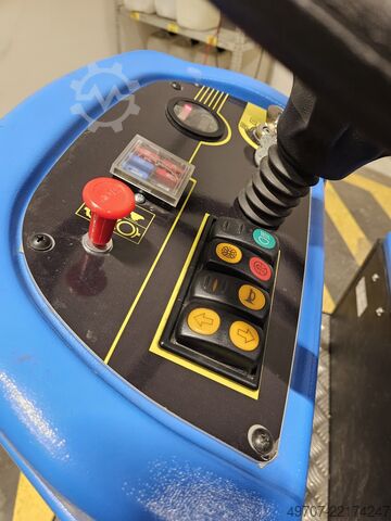 Weidner KS1 ajettava lakaisukone, 6500 m²/h Weidner Star 110  KS1-00110E electric sweeper 6500nm2/h