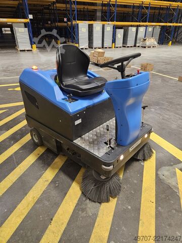 Weidner KS1 ajettava lakaisukone, 6500 m²/h Weidner Star 110  KS1-00110E electric sweeper 6500nm2/h