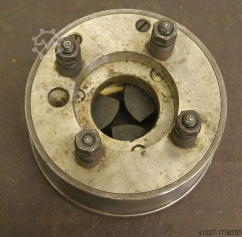 Keskipakokiinnityspikaistukka WMW Durchmesser 155 mm