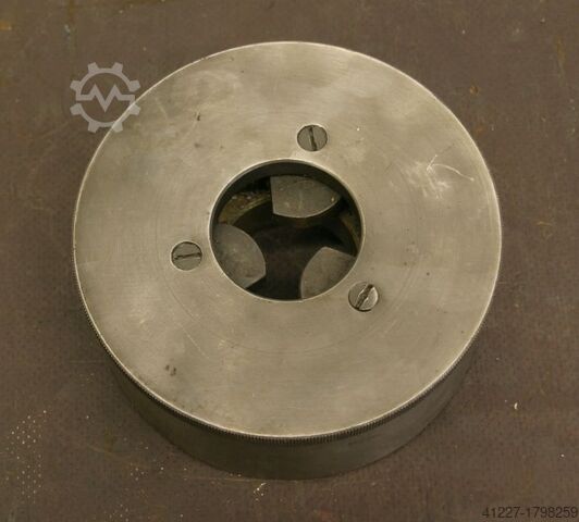 Keskipakokiinnityspikaistukka WMW Durchmesser 155 mm