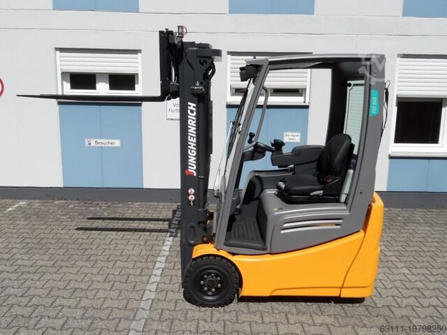 Elektrisk trehjulsgaffeltruck Jungheinrich EFG 213 - Freihub - aufgearbeitet - wenig Stunden