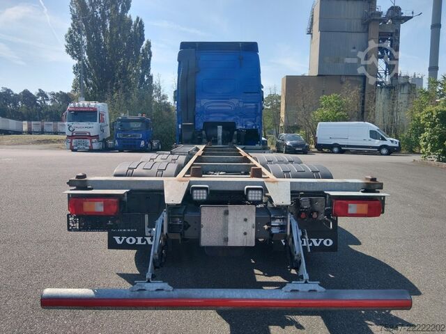 Lastebil med utskiftbar overbygning Volvo FH 420 Multi-Wechsler 7.45/7.82