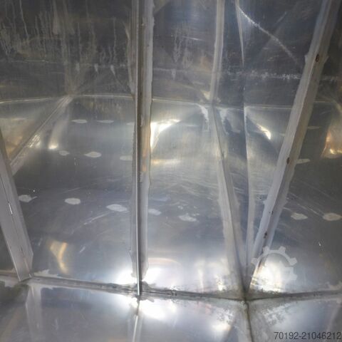 Dvo-komorni spremnik od 1800 litara izrađen od V2A nehrđajućeg čelika  9150