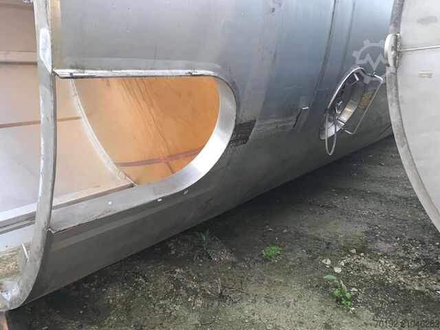 100000 liter geïsoleerde opslagtank gemaakt van V2A met schroefroerwerk  S16020