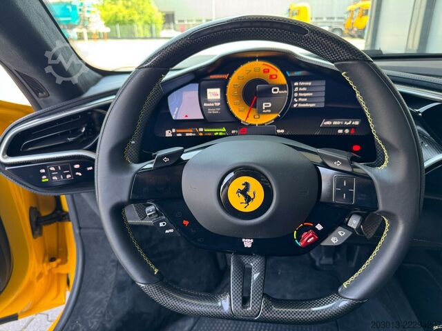 Varevogn FERRARI 296 GTB Coupe