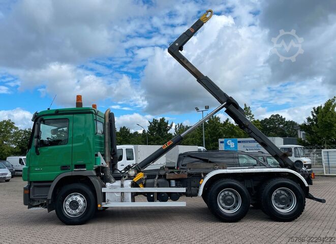 Camión portacontenedores de gancho MERCEDES-BENZ Actros 2641 BB / MP3/ Hyva 20.51 Abroller/ AC