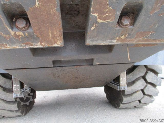 Radlader KOMATSU WA380 1. Hd aus Kommunalbesitz