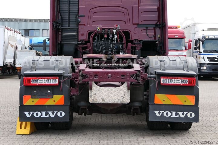 Standard tractor unit VOLVO FH 420 Globetrotter Motorschaden
