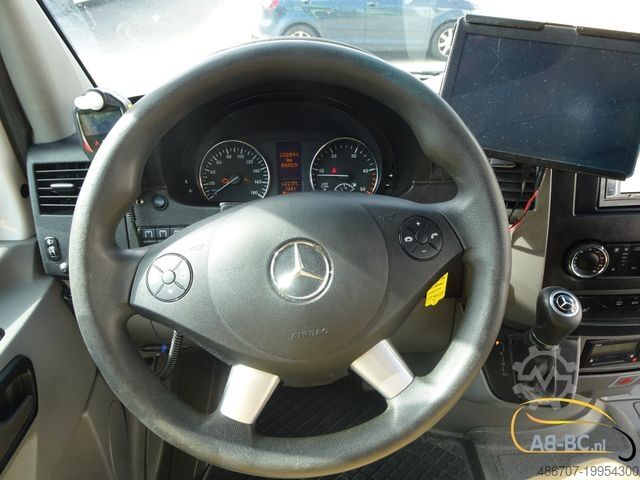 Autocar MERCEDES-BENZ Sprinter Altas 516 CDI 17 Sitze