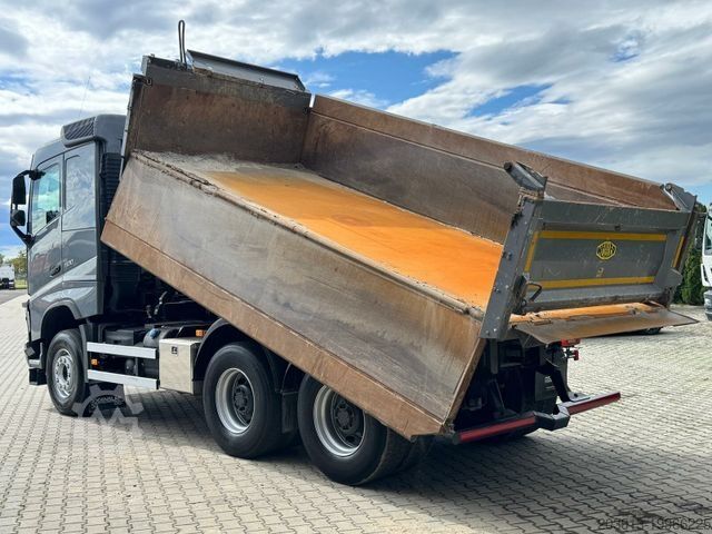 Trīspusējs kravas pašizgāzējs VOLVO FH 500 6x4 Meiller kipper Bordmatik