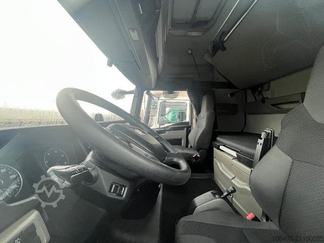 Nákladné vozidlo na nebezpečné materiály MAN 18.510 4x2 BL SA Kippyhdraulik