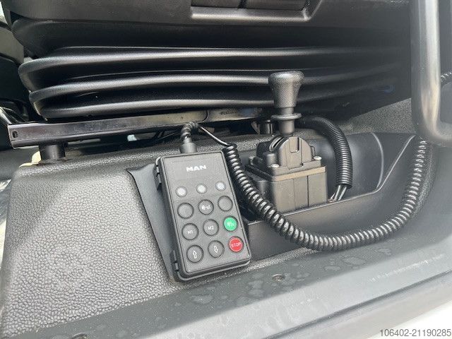 Nákladné vozidlo na nebezpečné materiály MAN 18.510 4x2 BL SA Kippyhdraulik