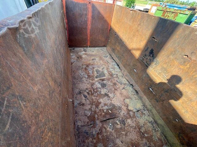 Kontainer roll-off  CONTAINER SCARRABILE USATO A CIELO APERTO