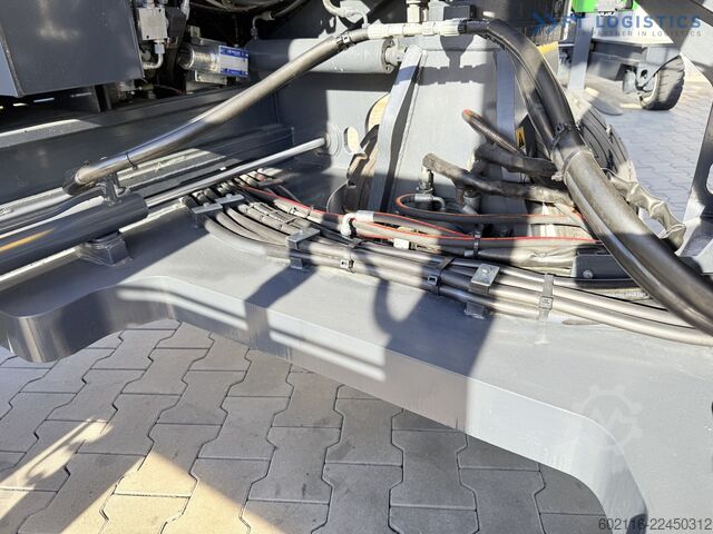 četvorosmerni viljuškar Combilift C5000XL GAS DUPLEX 6000MM POSITIONER