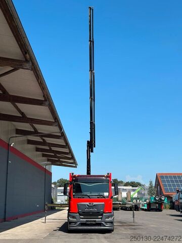 Flatbed truck MAN TGS 26.430 6x2LL Baustoffp./ HIAB 228 Lenk/Lift