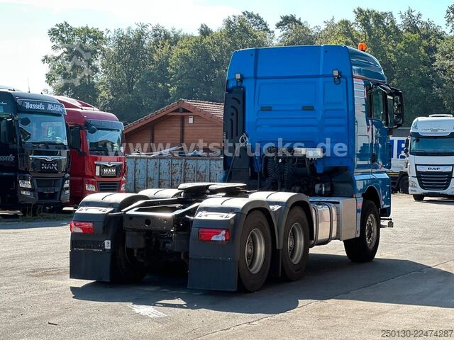 Truk tugas berat MAN TGX 33.480 6x4 BLS NAVI KLIMA Intarder 83to