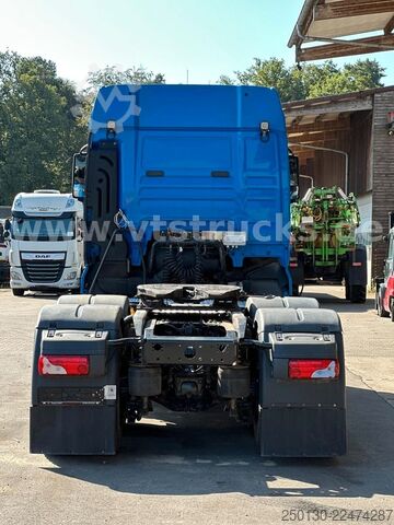 Truk tugas berat MAN TGX 33.480 6x4 BLS NAVI KLIMA Intarder 83to