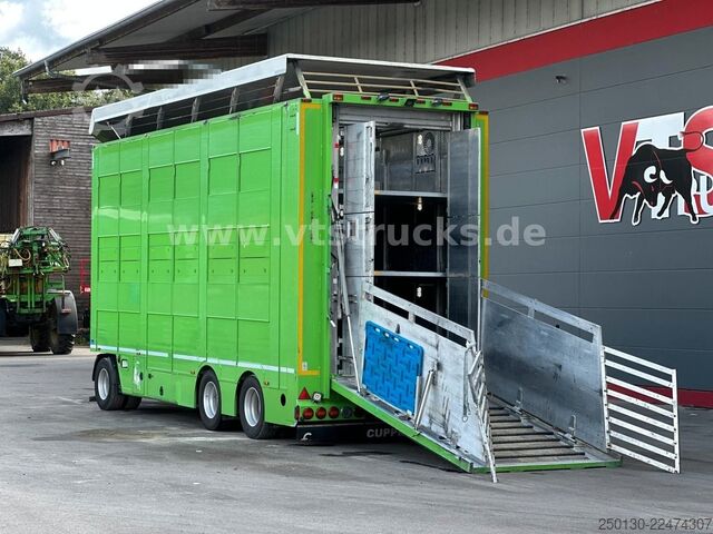 Trailer angkut kuda  Cuppers LVA 09-16 AL 3-Stock Viehanhänger,