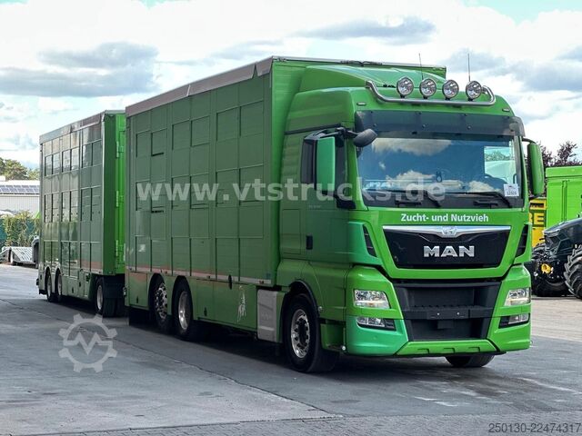 Truk pengangkut ternak MAN TGX 26.440 6x2 3.Stock Cuppers Komplett-Zug