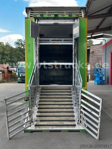 Truk pengangkut ternak MAN TGX 26.440 6x2 3.Stock Cuppers Komplett-Zug