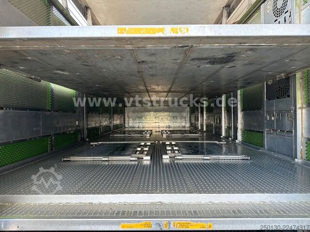 Truk pengangkut ternak MAN TGX 26.440 6x2 3.Stock Cuppers Komplett-Zug
